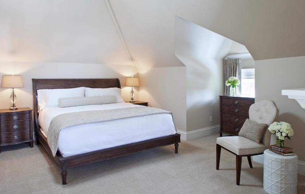 King Room interior